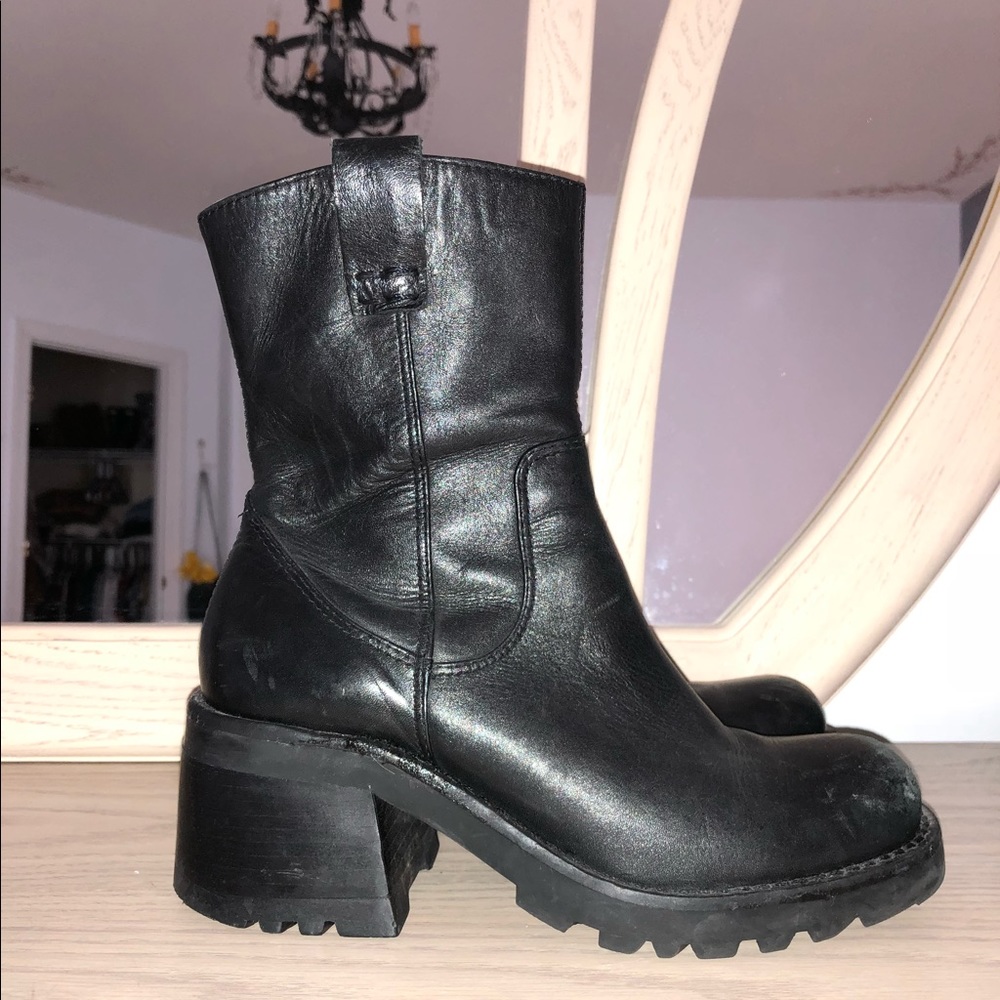 Vintage Steve Madden boots!